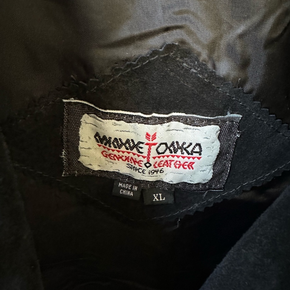 Minnetonka Leather Oversized Fringe Jacket – Button Up Black, XL - Picture 6 of 10